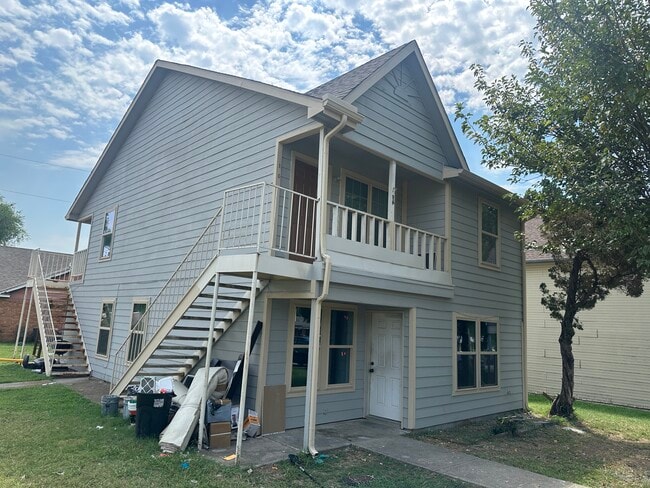 Building Photo - 1205 Dawson Cir