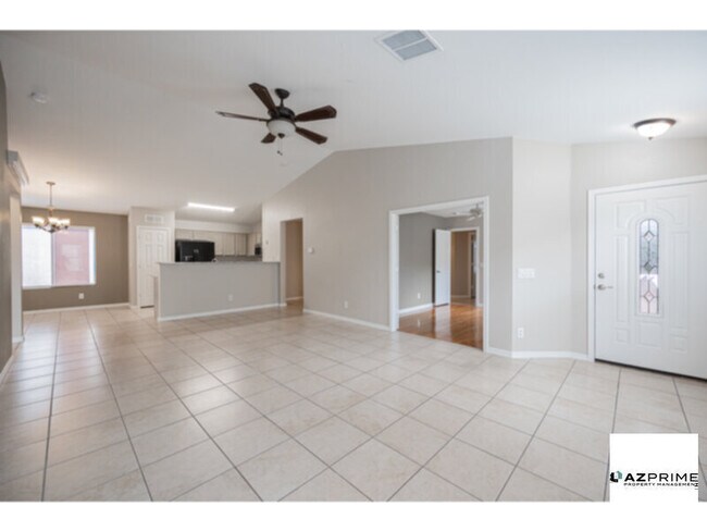 Foto del edificio - Stunning 4/2 El Mirage House - Spacious, S...