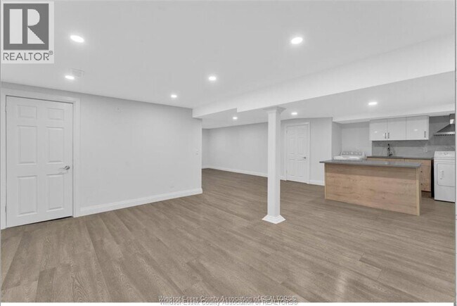 Photo du bâtiment - 3157 Glenwood Ave