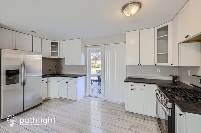 Foto del edificio - 701 Drake Street, Denver, CO, 80221