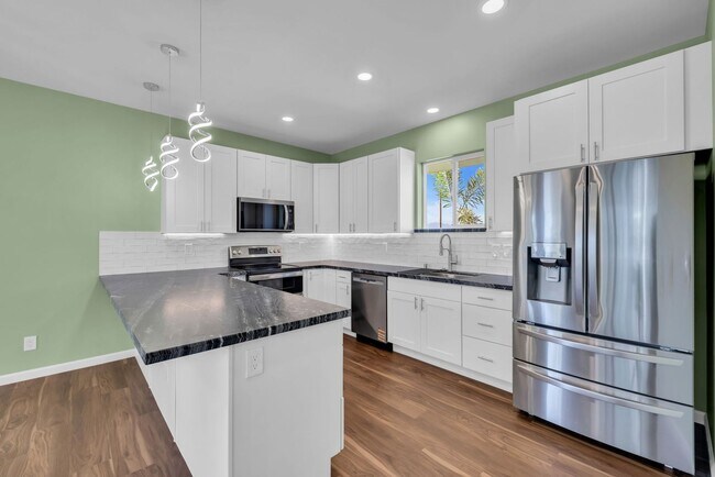 Foto del edificio - 1276 S Nahale Pl