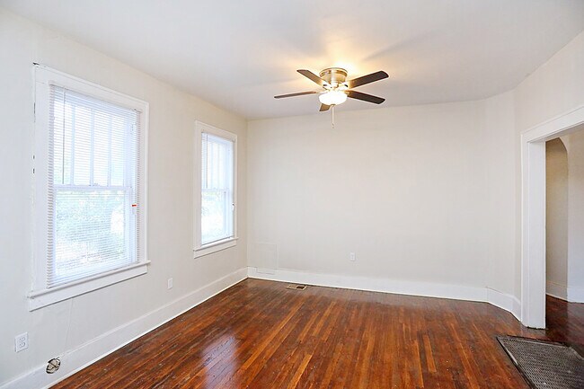 Foto del edificio - Renovated Single Family