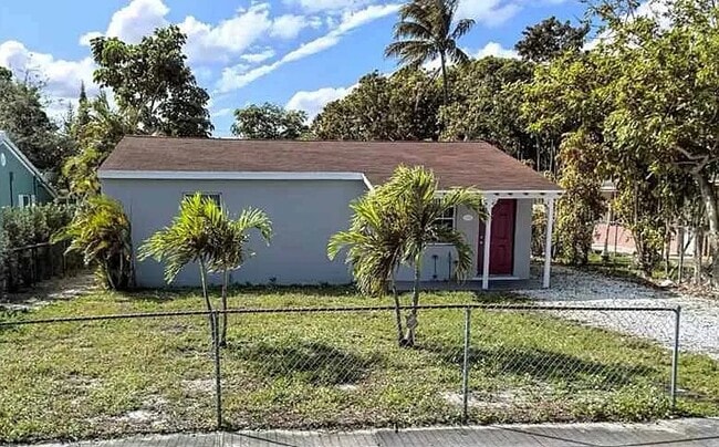Photo - 1337 NW 6th Ave House