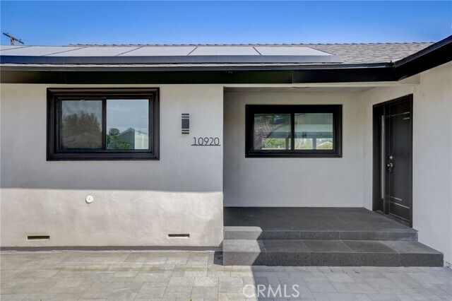 Foto del edificio - 10920 Garden Grove Ave
