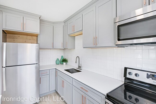 Foto del edificio - 1314 Maple St