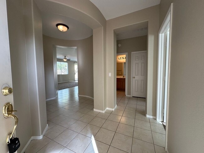 Building Photo - 7442 Cochise Bend Ave
