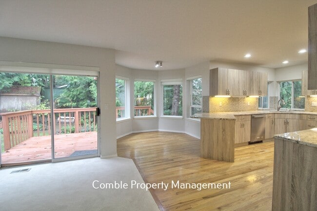 Building Photo - 23228 NE 21st Pl