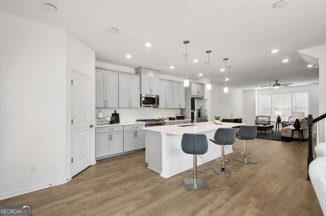 Foto del edificio - 1417 Halstead Pl