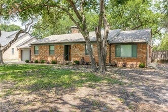 Building Photo - 5831 Elderwood Dr