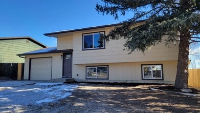 Building Photo - 1225 Chiricahua Dr