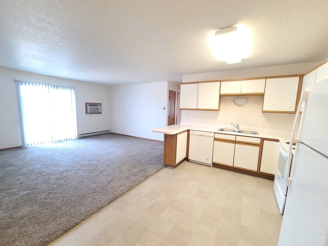 Green On 10th 4330 10th Ave SW Fargo, ND Apartments for Rent in