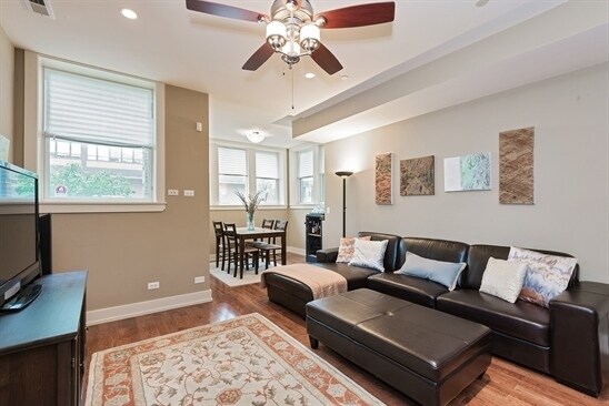 Foto del edificio - 2341 W Haddon Ave