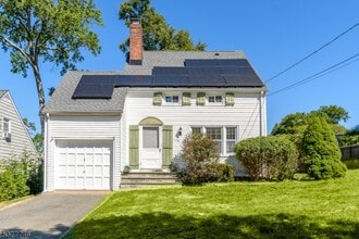 Building Photo - 176 Woodland Ave