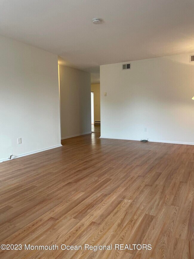 Foto del edificio - 16B Plaza De Las Trinidad Plz