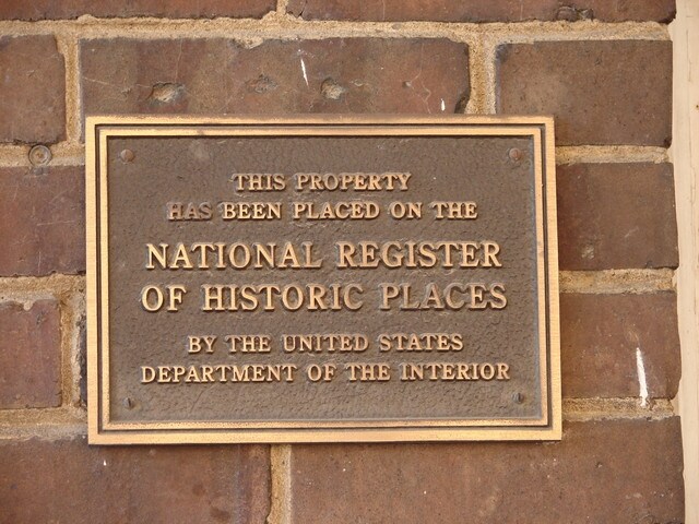 National Register of Historic Places Plaque - 123 N 39th St