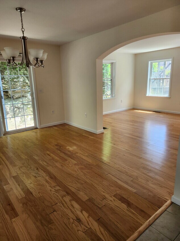 Foto principal - 126 Nethermont Ave