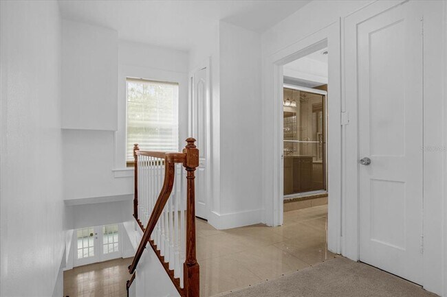 Foto del edificio - 490 Shoreview Ave