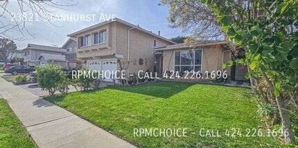 Building Photo - 23821 Stanhurst Ave