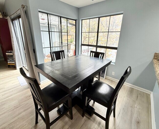 Foto del edificio - 32221 Alipaz St