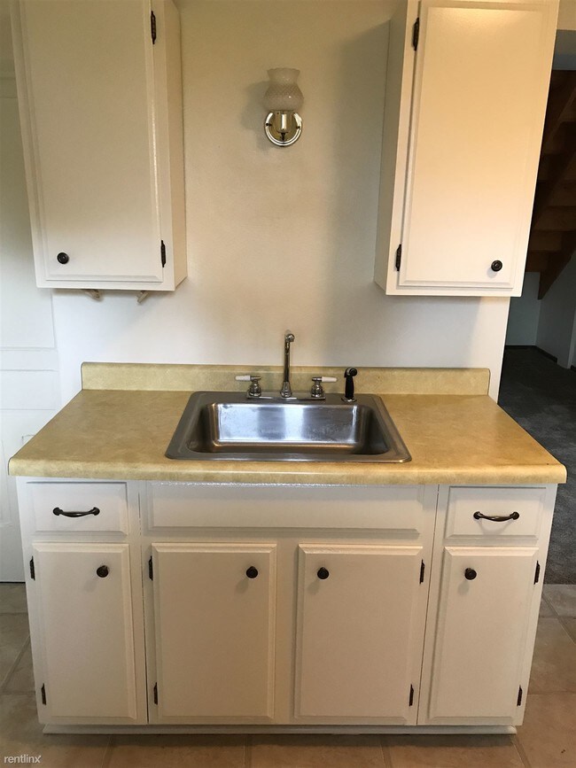 Foto del edificio - 1 br, 1 bath Apartment - 431 W. Main Street