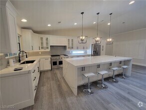 Building Photo - 5836 Corazon Dr