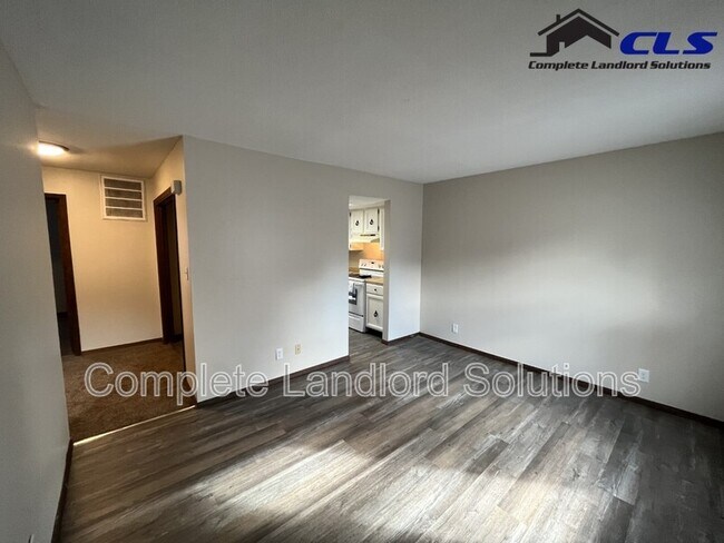 Building Photo - 4282 S Kian St