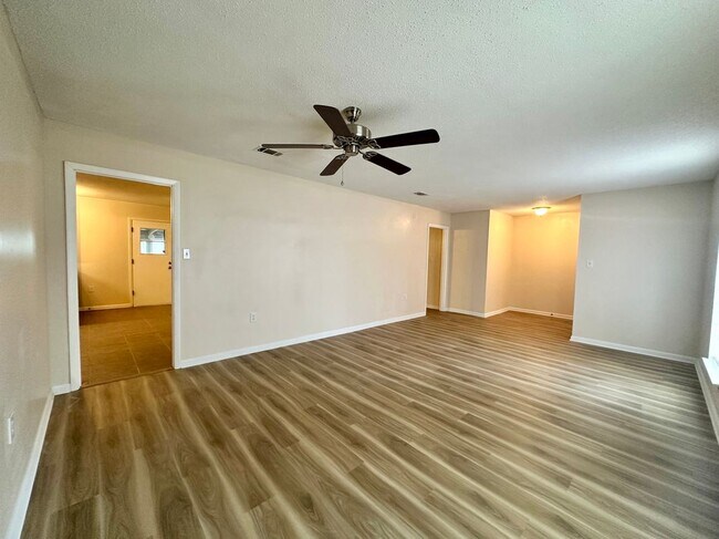 Foto del edificio - 1144 Hwy 42