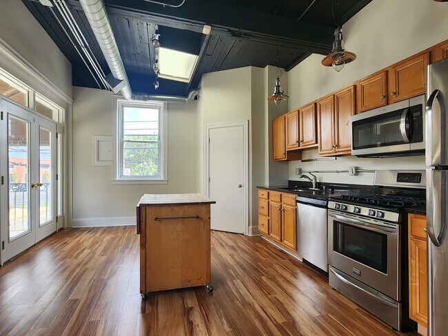 Kitchen - 84 S 24th St
