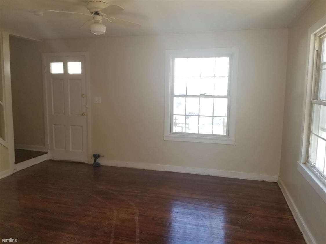 2 br, 1.5 bath - 12 Hilltop Rd 1L - 2 br, 1.5 bath  - 12 Hilltop Rd 1L