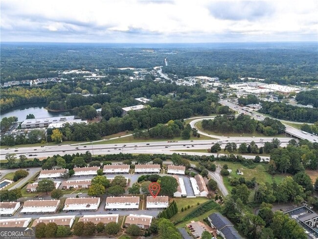 Building Photo - 218 Mill Creek Pl