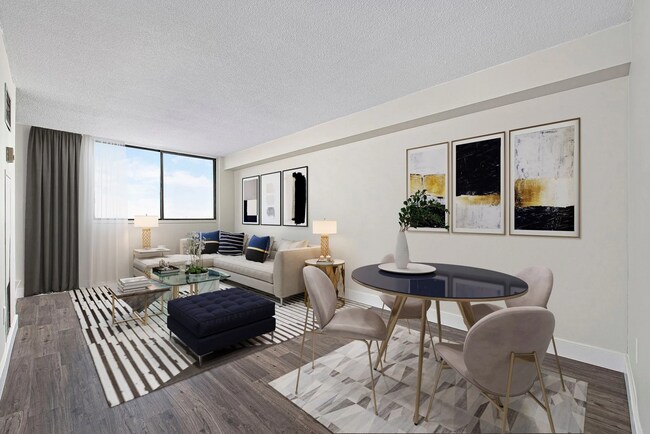 Photo du bâtiment - Champlain Towers at 75 Thorncliffe Park Drive