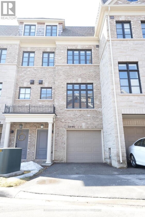 Primary Photo - 2094 Queensborough Gate