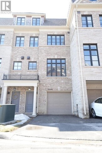 Building Photo - 2094 Queensborough Gate
