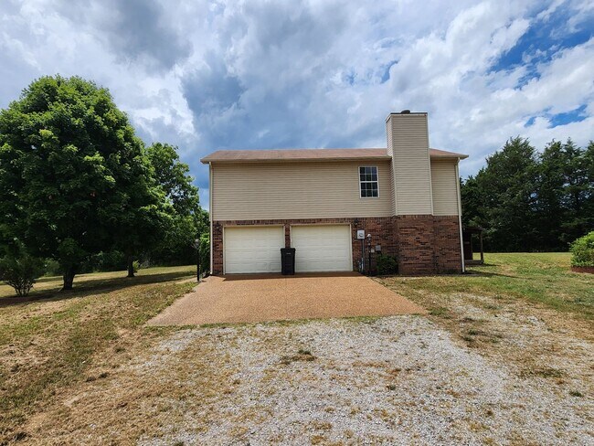 Foto del edificio - Stunner on Almost 10 Acres on Bear Creek