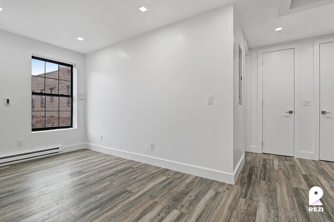 Building Photo - 119-20 Union Tpke