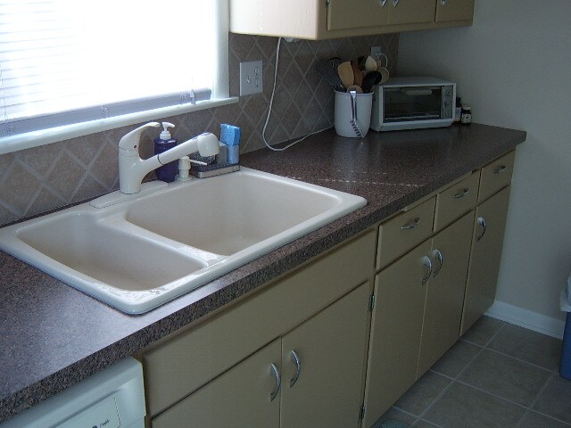 Foto del edificio - 2900-2902 N Farwell Ave