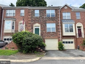 Building Photo - 802 Stafford Glen Ct