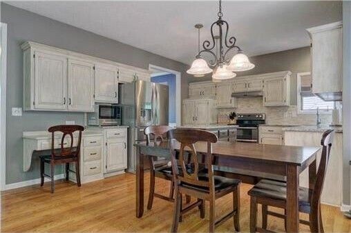 Foto del edificio - 4 Bedroom / 3.5 Bath Olathe Home Available...