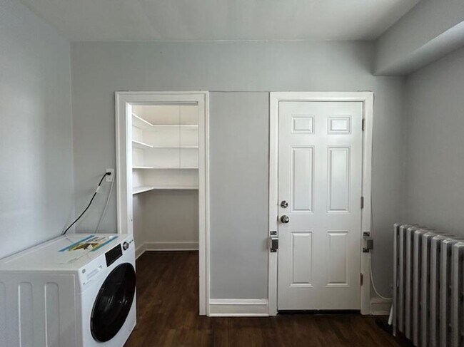 Foto del edificio - 2 bedroom in Chicago IL 60641