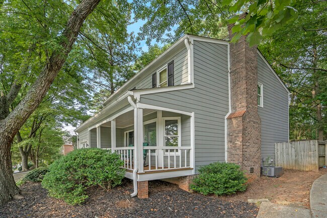 Building Photo - 1363 Oakengate Dr