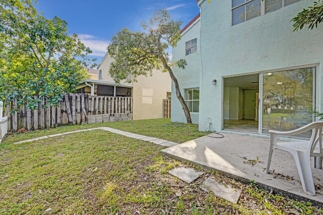 Photo - 3436 Orinoco Ln House