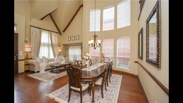 Foto del edificio - 3245 Forestbrook Dr