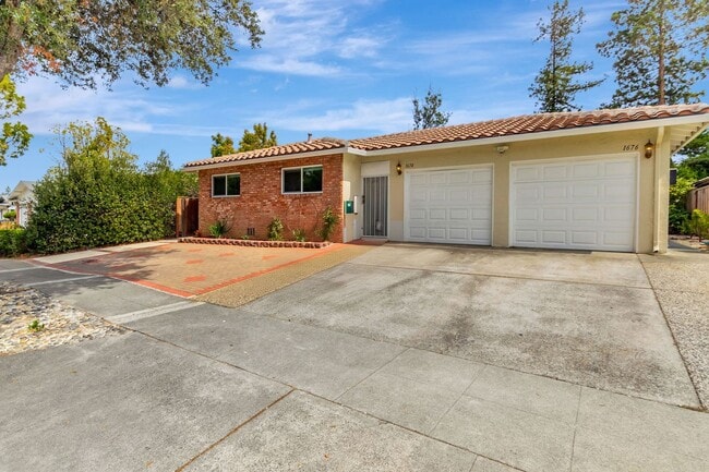 Great Updated Sunnyvale Home Near Tech Com... - Great Updated Sunnyvale Home Near Tech Com...