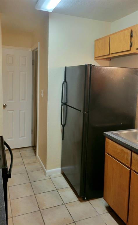 Foto del edificio - 8221 Sam Rayburn Dr