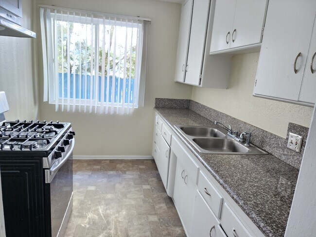 Foto del edificio - 1252 S Ogden Dr