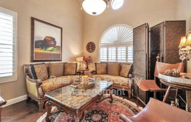 Building Photo - 4411 S Pecan Dr