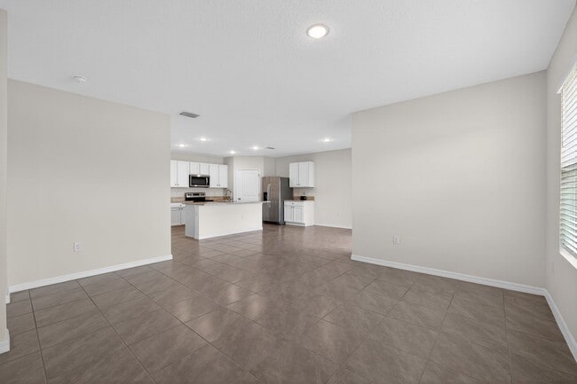 Building Photo - 34211 Jasper Stone Dr
