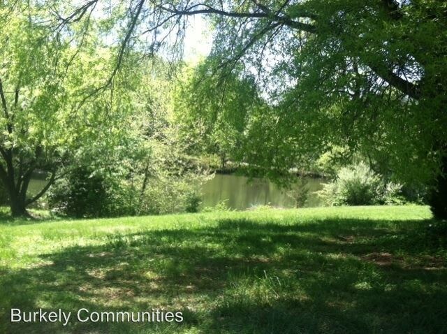 Foto del edificio - 3 br, 2.5 bath House - 5425 Garden Lake Road