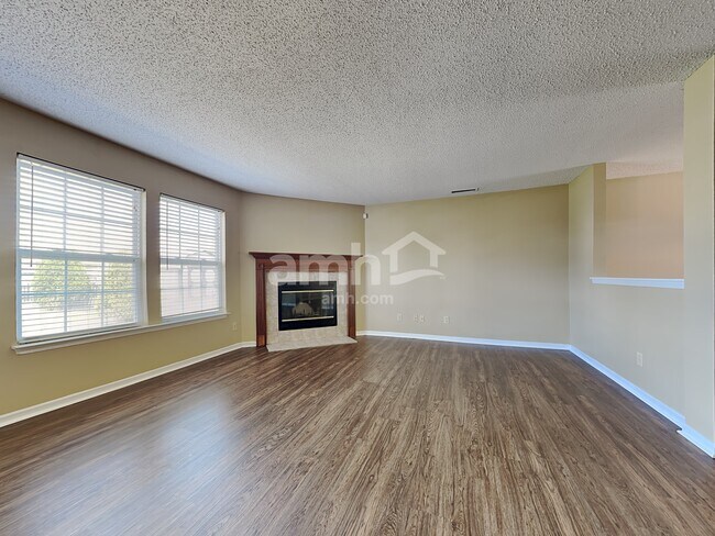Foto del edificio - 6602 W Jefferson Ct