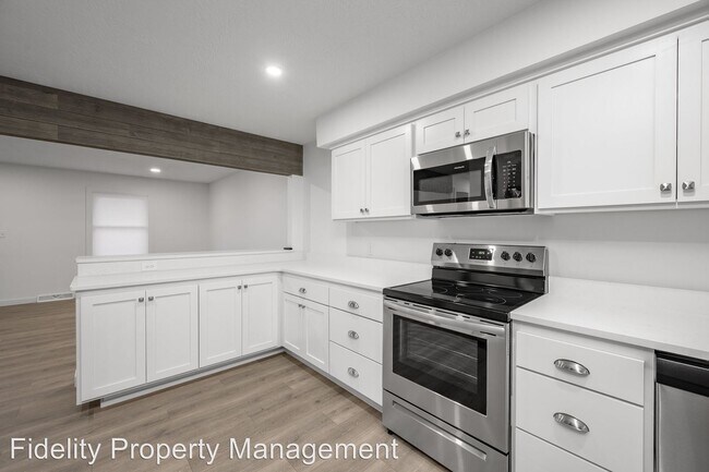 Foto del edificio - 3348 S Fairway Ave